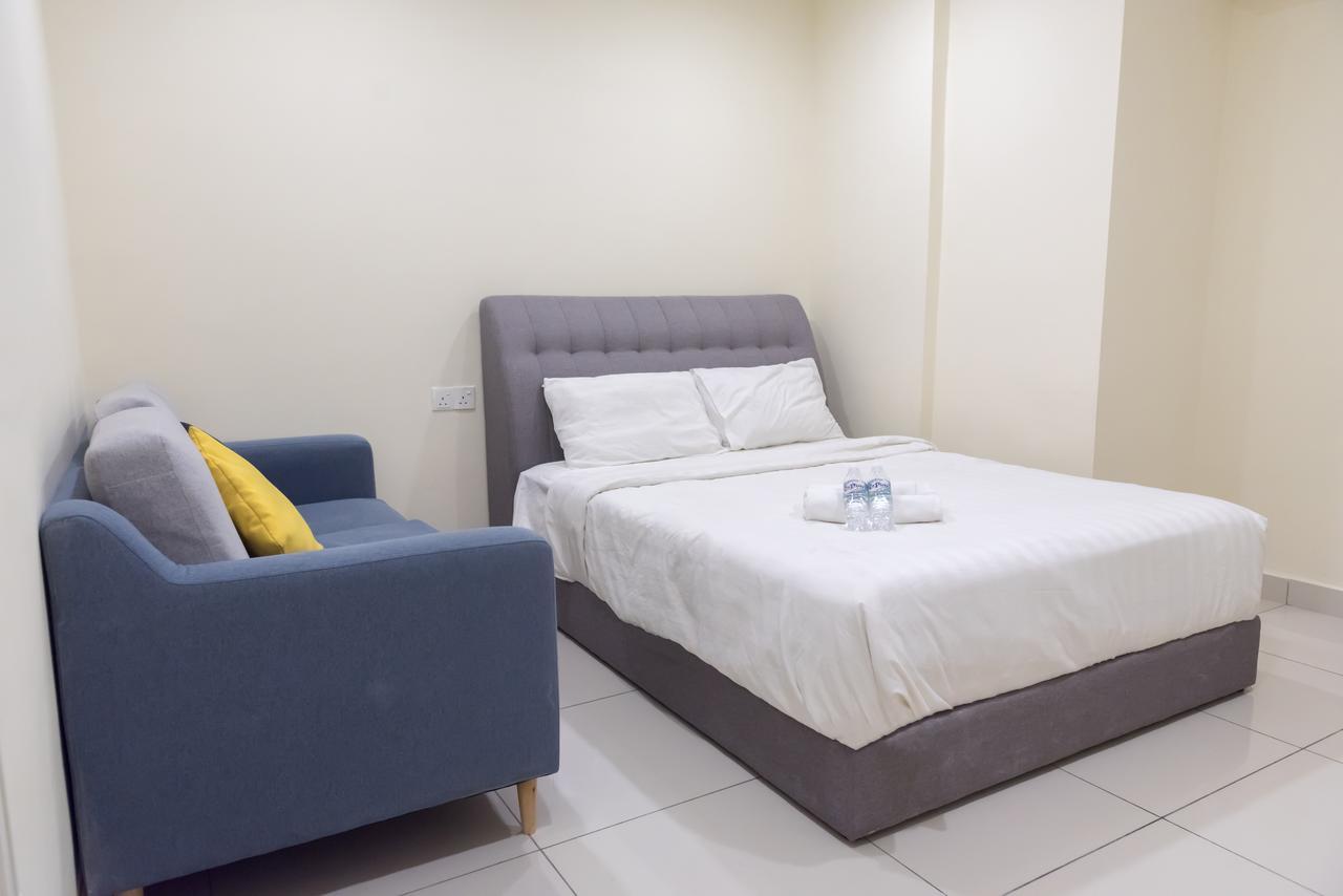 Mansion One Service Apartment George Town Eksteriør bilde