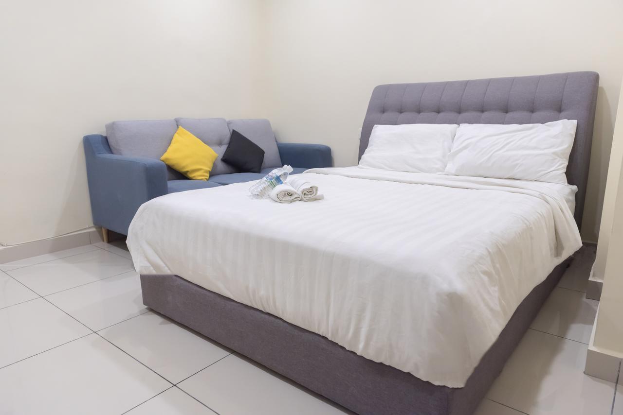 Mansion One Service Apartment George Town Eksteriør bilde