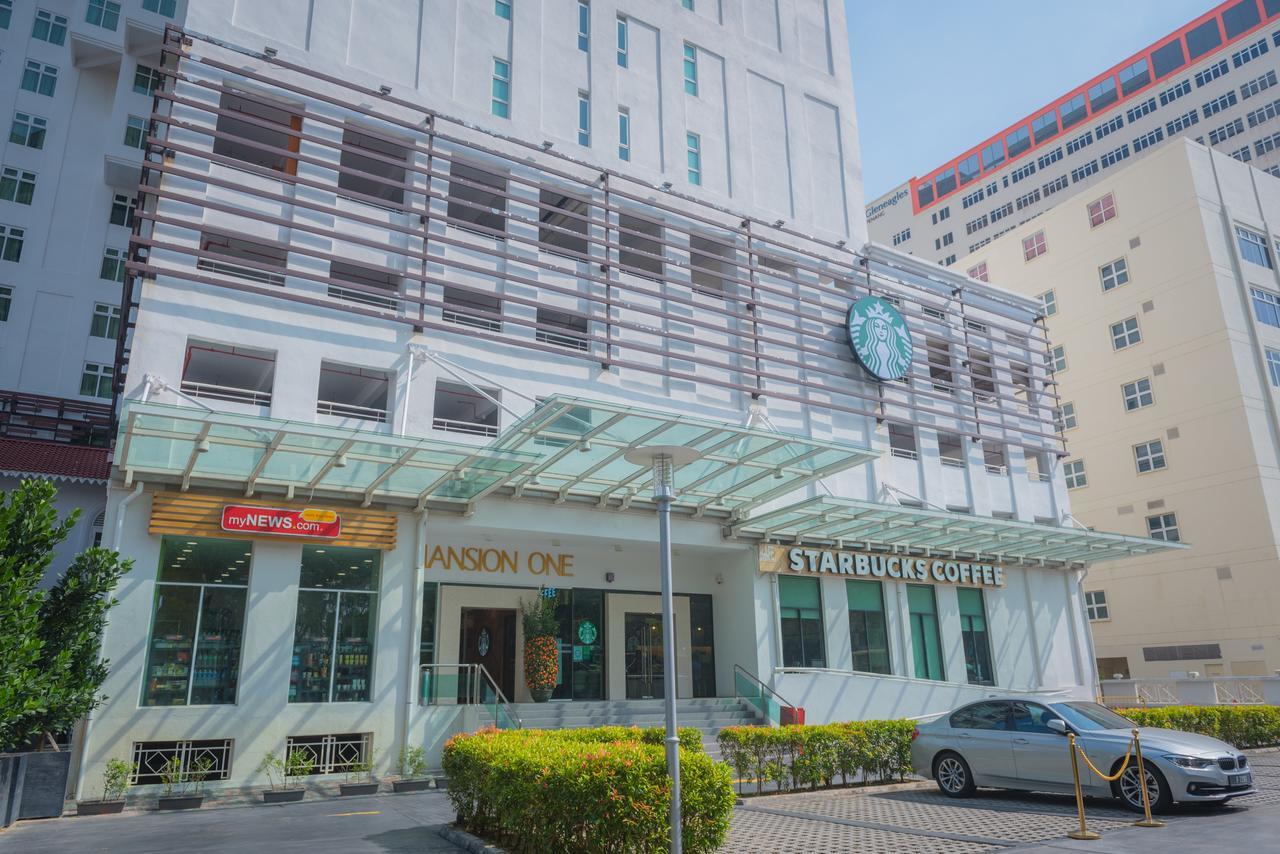 Mansion One Service Apartment George Town Eksteriør bilde