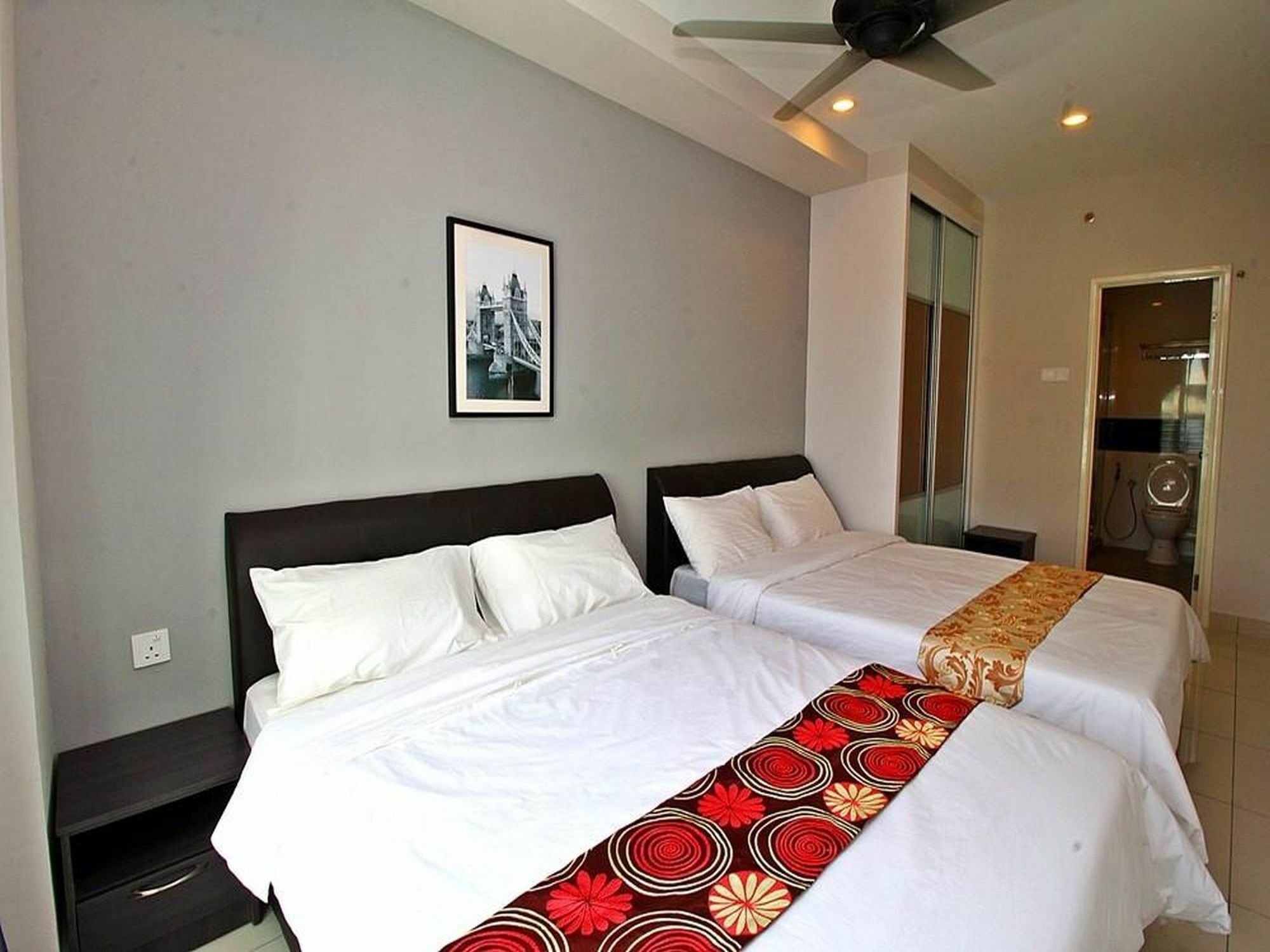 Mansion One Service Apartment George Town Eksteriør bilde