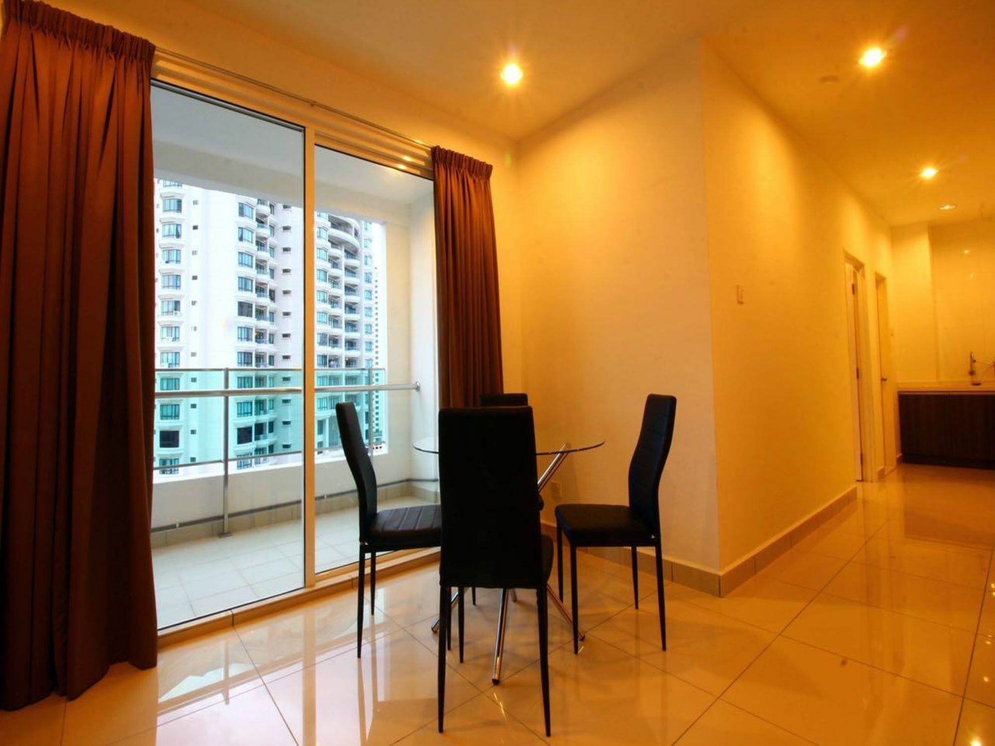 Mansion One Service Apartment George Town Eksteriør bilde