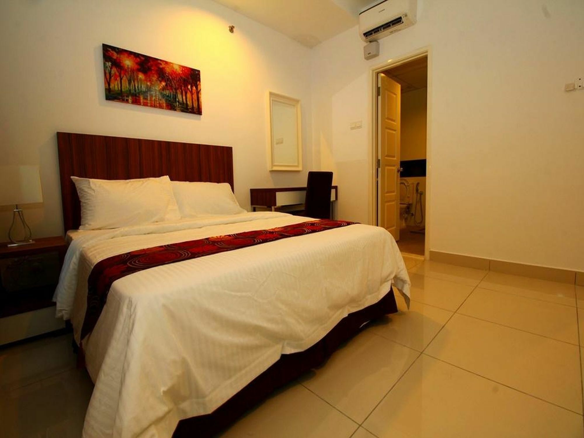 Mansion One Service Apartment George Town Eksteriør bilde